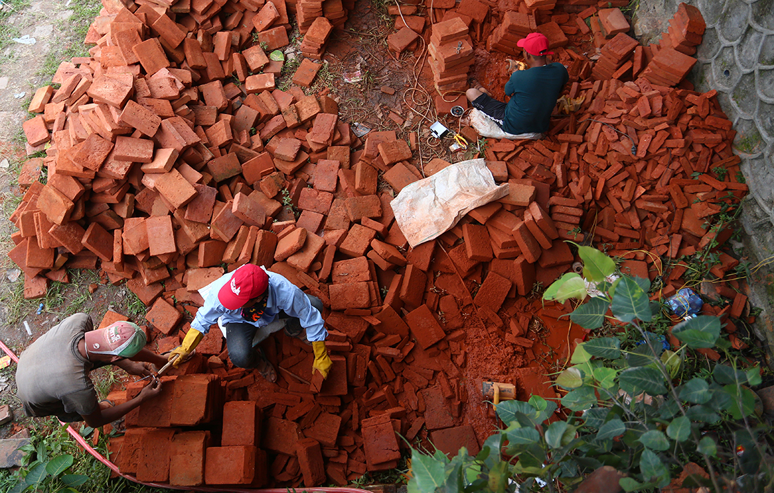 Brick industrialist says: half of last year's bricks are still left, what to do this year?
